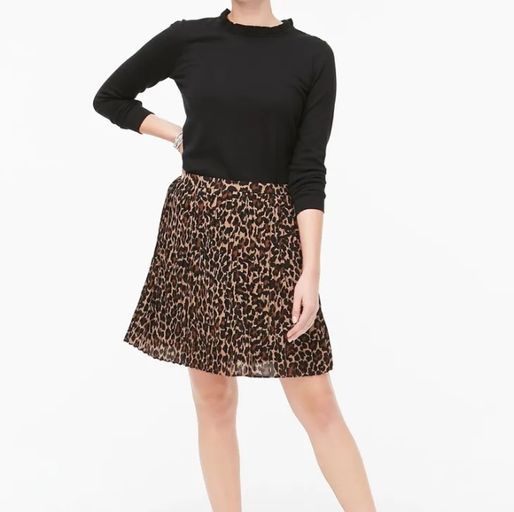J. Crew Dresses & Skirts - 🐆 Leopard Pleated Mini Skirt